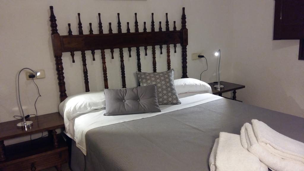 Hostal Moliné Bruguera Esterno foto